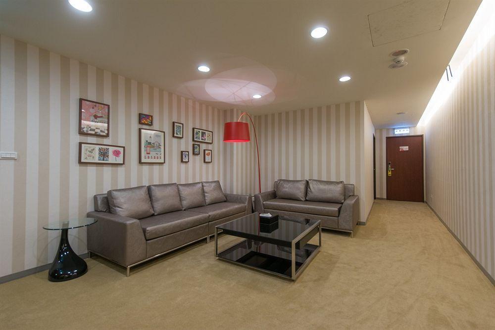 Royal Rose Hotel Taipei Station Екстериор снимка